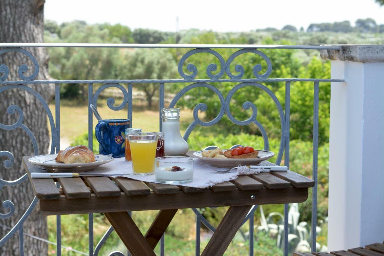 B&B La Rava E La Fava Ostuni Exterior photo